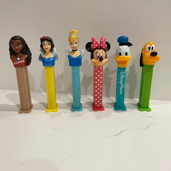 Disney Toys Lot Of 6 Disney Pez Dispensers Minnie Mouse Donald Duck disney-toys-lot-of-6-disney-pez-dispensers-minnie-mouse-donald-duck
